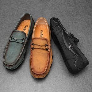 Nouveaux modèles de mocassins décontractés pour hommes en cuir microfibre faits à la main, tendance mode, <span class=keywords><strong>chaussures</strong></span> habillées légères avec semelle extérieure en caoutchouc pour l'été - Product Image 5