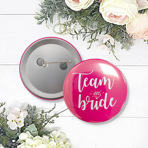 Regalos para <span class=keywords><strong>Despedida</strong></span> <span class=keywords><strong>de</strong></span> <span class=keywords><strong>Soltera</strong></span>, Boda, Compromiso: Botones Rosas <span class=keywords><strong>de</strong></span> 2.25" con la inscripción 'Team Bride' o 'Bride to Be' para <span class=keywords><strong>Despedida</strong></span> <span class=keywords><strong>de</strong></span> <span class=keywords><strong>Soltera</strong></span>, Fiesta Nupcial y Fiesta <span class=keywords><strong>de</strong></span> <span class=keywords><strong>Despedida</strong></span> <span class=keywords><strong>de</strong></span> <span class=keywords><strong>Soltera</strong></span> - Product Image 3