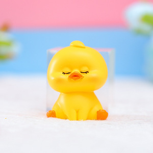 Figurines mignonnes et créatives en forme de canard personnalisées pour la console centrale, accessoires de voiture et décorations automobiles populaires - Product Image 2