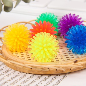 Otros Juguetes Novedosos y Divertidos, Mini Pelota de Yoga de 2.5cm con Forma de Erizo, Pelota de Masaje para Pies, Pelota de Masaje Burr Arbutus, Juguete para Aliviar el Estrés - Product Image 4