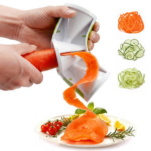 Spiraliseur <span class=keywords><strong>manuel</strong></span> <span class=keywords><strong>de</strong></span> <span class=keywords><strong>cuisine</strong></span> multifonctionnel pour légumes et fruits, trancheuse à spaghetti et pâtes <span class=keywords><strong>de</strong></span> courgette, lames en acier inoxydable - Product Image 4