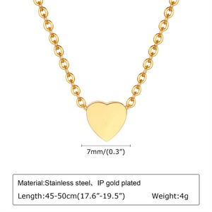 Collar Personalizado con Zirconia Cúbica, Corte Princesa, para Mujer, Chapado en Oro, Acero Inoxidable, Colgante con Letra y Corazón - Product Image 4
