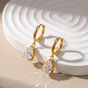 Boucles d'oreilles pendantes en acier inoxydable 316 en forme de poire avec zircone cubique 5A, boucles d'oreilles brillantes et transparentes, bijoux élégants et tendance - Product Image 5