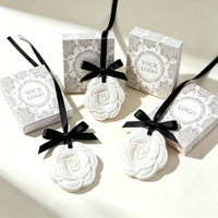 Tablettes de cire aromatiques sculptées en forme de fleur blanche exquise, sachets parfumés pour armoire, voiture, maison, placard, rafraîchisseur d'ambiance