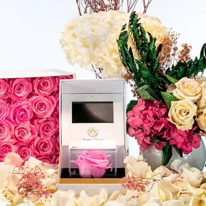 4.3 pollici LCD Video Card Display per scatola di fiori con oro di lusso timbratura