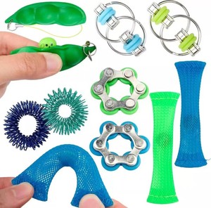 Set de Juguetes Sensoriales Antiestrés, Paquete de Regalo con Cubo Infinito, Anillos, Juguetes de Malla y Llaveros para Niños - Product Image 1