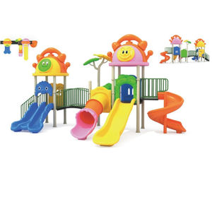 Aire de jeux commerciale robuste avec plusieurs points d'accès, grande terrasse et grande capacité pour les écoles - Product Image 1