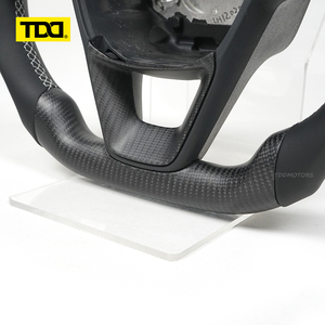 Volant en fibre de carbone véritable TDD compatible avec SEAT, fibre de carbone mate, personnalisable - Product Image 5