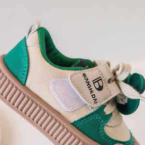 Jongens Meisje Ademende <span class=keywords><strong>Canvas</strong></span> Sneakers Kinderen Anti-Slip Tennis Gevulkaniseerde Schoenen Kinderen Loopschoenen Schattige Cartoon Hanger - Product Image 4