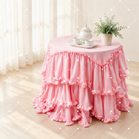 Nouvelle arrivée : Jupe de table traditionnelle vintage en satin coloré avec dentelle et volants, rouge, pour fêtes, mariages et buffets de desserts