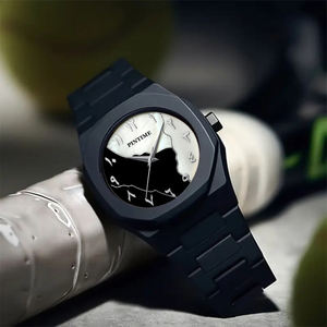 ओम पुरुषों के डिजाइनर नई घड़ी काले प्लास्टिक आर्बी नंबर शैली क्लासिक सरल खेल शैली की कलाई घड़ी रेलोज पैरा होम्ब्र। - Product Image 5