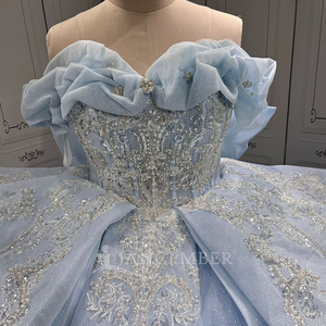 Vestido de Quinceañera Azul con Escote Corazón, Modelo LSMU162, Sin Mangas, Cola Capilla, Largo hasta el Suelo, 100% Poliéster, Estilo Vestido de Gala - Product Image 6