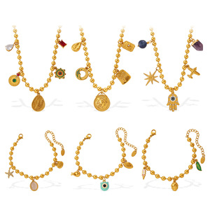 Conjunto de Joyería Bohemia con Cuentas Doradas, Collar y Pulsera con Dijes Mixtos de Cruz, Palma y Ojo para Mujer - Product Image 2
