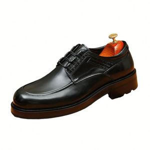 High Quality Large-Sized Men's Office Shoes <b>Toe</b> Lace-Up Lightweight Anti-Slip Breathable Genuine Leather Business Wedding Autumn - Product Image 2