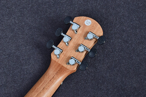 Kit <span class=keywords><strong>de</strong></span> guitarlele Sapele eléctrico <span class=keywords><strong>de</strong></span> cuerda <span class=keywords><strong>de</strong></span> nailon <span class=keywords><strong>de</strong></span> 30 pulgadas y 6 cuerdas pastillas integradas con bolsa acolchada, juego <span class=keywords><strong>de</strong></span> cuerdas, sintonizador, cinturón - Product Image 3