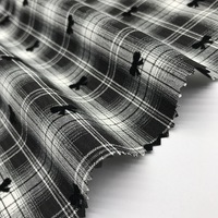 Tissu Brocart Plaid Noir et Blanc Effet Papillon, 100% Polyester, Résistant à l'Abrasion, Tissu pour Cheveux, Meilleure Vente