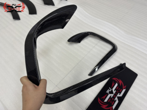 Spoiler Anteriore in Fibra di Carbonio Stile PU di Alta Qualità per <span class=keywords><strong>Range</strong></span> <span class=keywords><strong>Rover</strong></span> <span class=keywords><strong>Sport</strong></span> L461, Kit Carrozzeria - Product Image 6