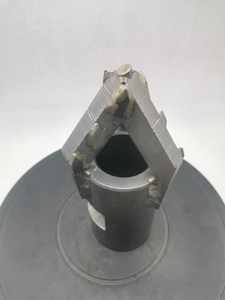 300mm PDC nước cũng khoan <span class=keywords><strong>bit</strong></span> với ba cánh cacbua hợp kim khoan <span class=keywords><strong>bit</strong></span> cho phức tạp hình giả mạo moq <span class=keywords><strong>1</strong></span> mảnh công cụ khoan - Product Image 4