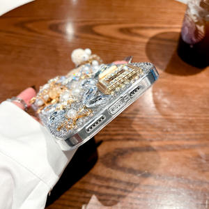 Funda de Teléfono con Diseño de Lujo, Cristal, Diamantes, Flores <span class=keywords><strong>y</strong></span> Perlas para <span class=keywords><strong>iPhone</strong></span> 17, 16 Pro, 15, 14 Pro - Product Image 3
