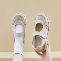 Chaussures pour femmes en gros à bas prix, design à semelle épaisse, légères, à semelle souple, chaussures de sport décontractées pour femmes