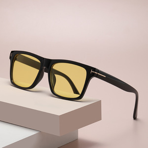 Lunettes de soleil Tory Burch à monture carrée UV400, monture PC, verres AC, unisexe, noir C3, Dark Tea, Double Tea C20, abricot, Light Tea - Product Image 3