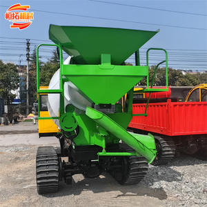 Camion mélangeur de béton de type chenillé avec rotation à 270 degrés et déchargement rotatif - Product Image 3