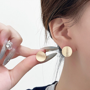 Yinruitai S925 Sterling <b>Silver</b> <b>Stud</b> <b>Earrings</b> Brushed Round Geometric Design For Women Everyday Wear - Product Image 4
