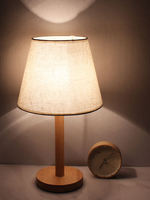 Lampe de table rétro vintage de style japonais avec base en bois classique E27 pour salle de lecture, chambre à coucher, chevet