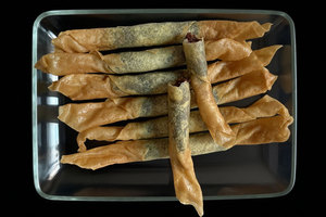 Rouleau de printemps croustillant aux haricots rouges Collations de dessert <span class=keywords><strong>chinois</strong></span> Pâtisserie congelée en vrac pour la cuisson OEM/ODM disponible - Product Image 6