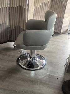 Fauteuil de Barbier Hydraulique Moderne avec Base Ronde en Fer, Chaise de Coiffure Réglable avec Repose-Pieds Ergonomique et Siège Inclinable - Product Image 5
