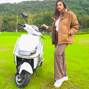 Moto électrique de <span class=keywords><strong>course</strong></span> CKD EEC 10 pouces avec batterie amovible, 700/900W, vitesse 45 km/h, cyclomoteur électrique avec pédales - Product Image 3