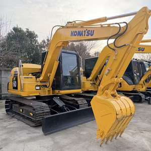 Excavatrice KOMATSU PC60 d'occasion, importée du Japon, modèle 2024, 6 tonnes, chenilles, avec moteur, boîte de vitesses, pompe, bon état et prix avantageux - Product Image 1