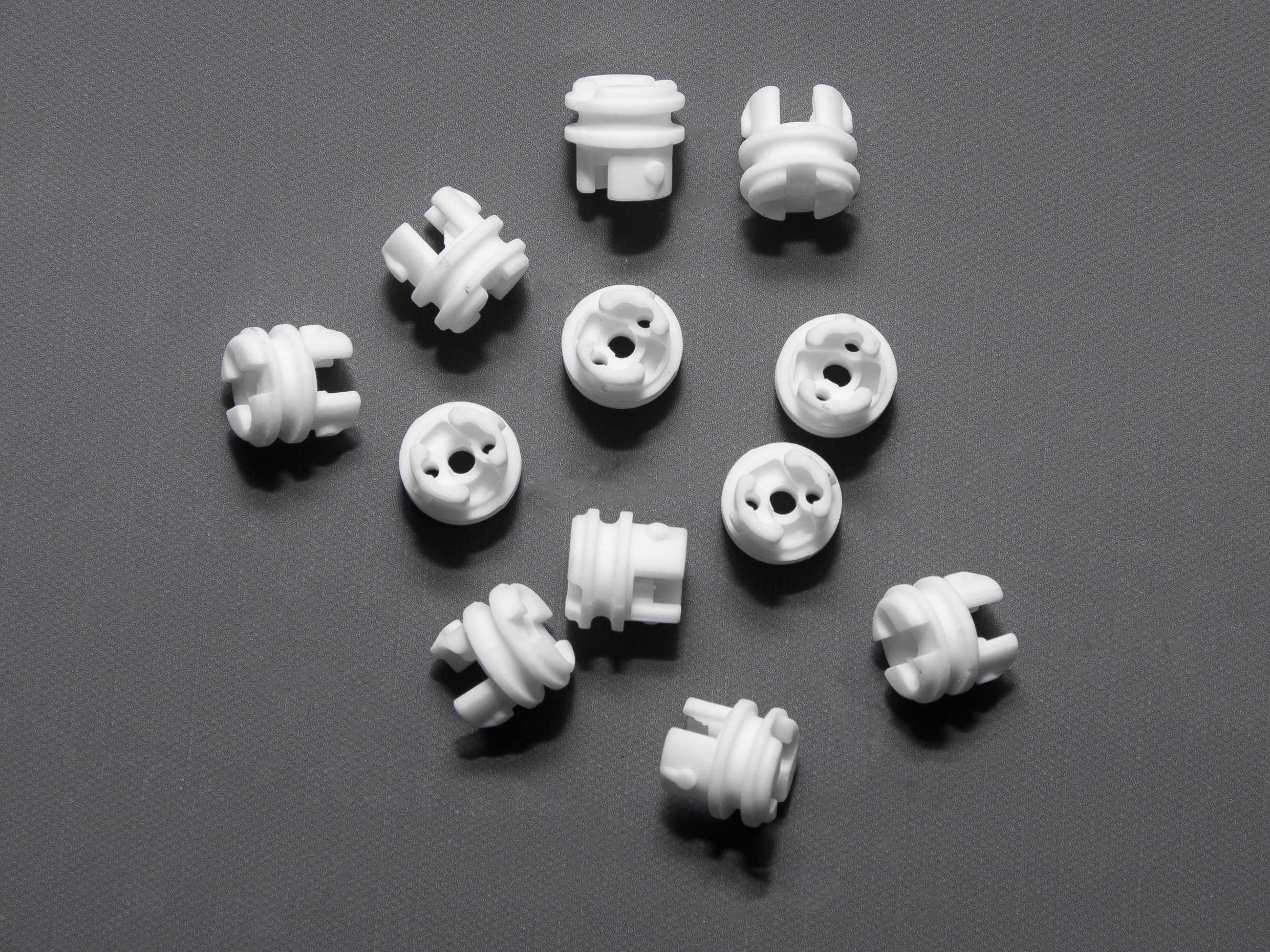 Yixing Xiangyang Jiujiu Chinaware Industry Co., Ltd.