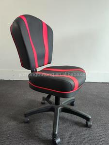 <span class=keywords><strong>Chaise</strong></span> <span class=keywords><strong>de</strong></span> poker <span class=keywords><strong>de</strong></span> luxe en cuir noir <span class=keywords><strong>avec</strong></span> logo personnalisé, <span class=keywords><strong>chaise</strong></span> <span class=keywords><strong>de</strong></span> bar moderne réglable <span class=keywords><strong>avec</strong></span> <span class=keywords><strong>roulettes</strong></span> pour bar à domicile, salon, atelier, centre commercial, <span class=keywords><strong>cuisine</strong></span> - Product Image 4