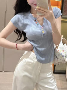 เสื้อผ้า Y2K สไตล์เกาหลีเสื้อยืดถักติดกระดุมสำหรับผู้หญิงเสื้อยืดคอวีแขนสั้นแบบบางยืดหยุ่นได้สำหรับผู้หญิง - Product Image 2