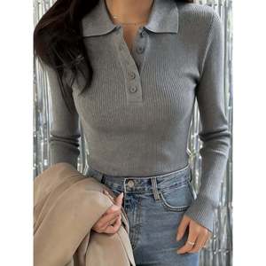 เสื้อสเวตเตอร์ถักแขนยาวคอปกโปโลสีกรมท่าสำหรับผู้หญิง - Product Image 2