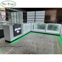 L-Form 4ft grüne LED-Display-Gegen etuis mit beleuchtetem Glas-Vitrinen-Spiegel regal für Smoke Shop Displays