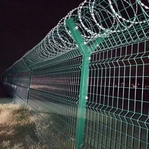 Panneau de clôture de prison en treillis galvanisé robuste anti-escalade, conception à vue dégagée, sécurité anti-effraction pour les prisons, les voies ferrées et les frontières - Product Image 4