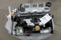 Moteur diesel à 4 cylindres refroidi par eau ISUZU C240 d'origine