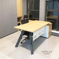 Meja Kerja Kantor Eksekutif Modern Terlaris dengan Material Logam & Kayu untuk Manajer/Bos/Direktur