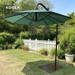 Sombrilla de Patio Moderna Comercial Tipo Cantilever de 13 pies, Resistente, de Acero, con Manivela, Impermeable y Resistente a los Rayos UV - Product Image 1