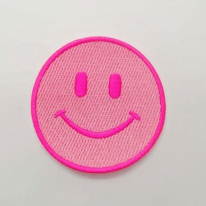 カスタマイズされた様々なスマイリーフェイスパッチDIY面白いスマイリースマイル幸せな黄色のフェイスパッチ - Product Image 3