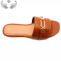 Sandales d'été pour femmes, tendance, respirantes, semelles souples, couleur unie, sandales plates en métal, légères, confortables pour femmes