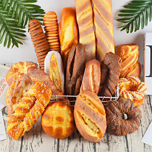 Modelos de pan simulados para decoración de cocinas domésticas, decoración de panaderías y escaparates de tiendas de panadería. - Product Image 1