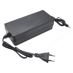 <span class=keywords><strong>Chargeur</strong></span> de <span class=keywords><strong>batterie</strong></span> au lithium-ion <span class=keywords><strong>12V</strong></span> 12.6V 5A 3S 18650 <span class=keywords><strong>Chargeur</strong></span> de batteries Li-ion - Product Image 1