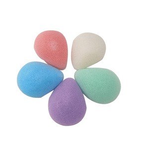 Éponge nettoyante pour le visage Alice, grande 9,5 cm, petite 7,5 cm, pour le démaquillage et le massage corporel - Product Image 2