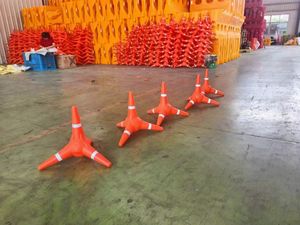 Cono DE TRÁFICO DE tetrápodo de España - Product Image 3