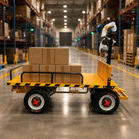 Chariot à plateforme électrique robuste à 4 moteurs avec siège, panneau avant et attelage de remorquage OEM pour la logistique aéroportuaire et les outils de manutention de marchandises
