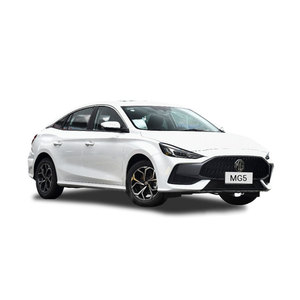 2023 Mg5 Family Sedan Vehículos Gasolina Aceite 5 Asientos Coches Deportivos Coche Nuevo o Usado - Product Image 3