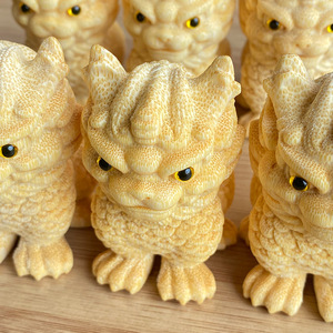 [Jade Festival Rise] Dragon Blood Golden Bamboo Carving Ornament Dragon Shape <strong>Men</strong> Women Made China Religious <strong>Temple</strong> Use Garden - Product Image 1